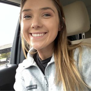 Meet your Posher, Deanna